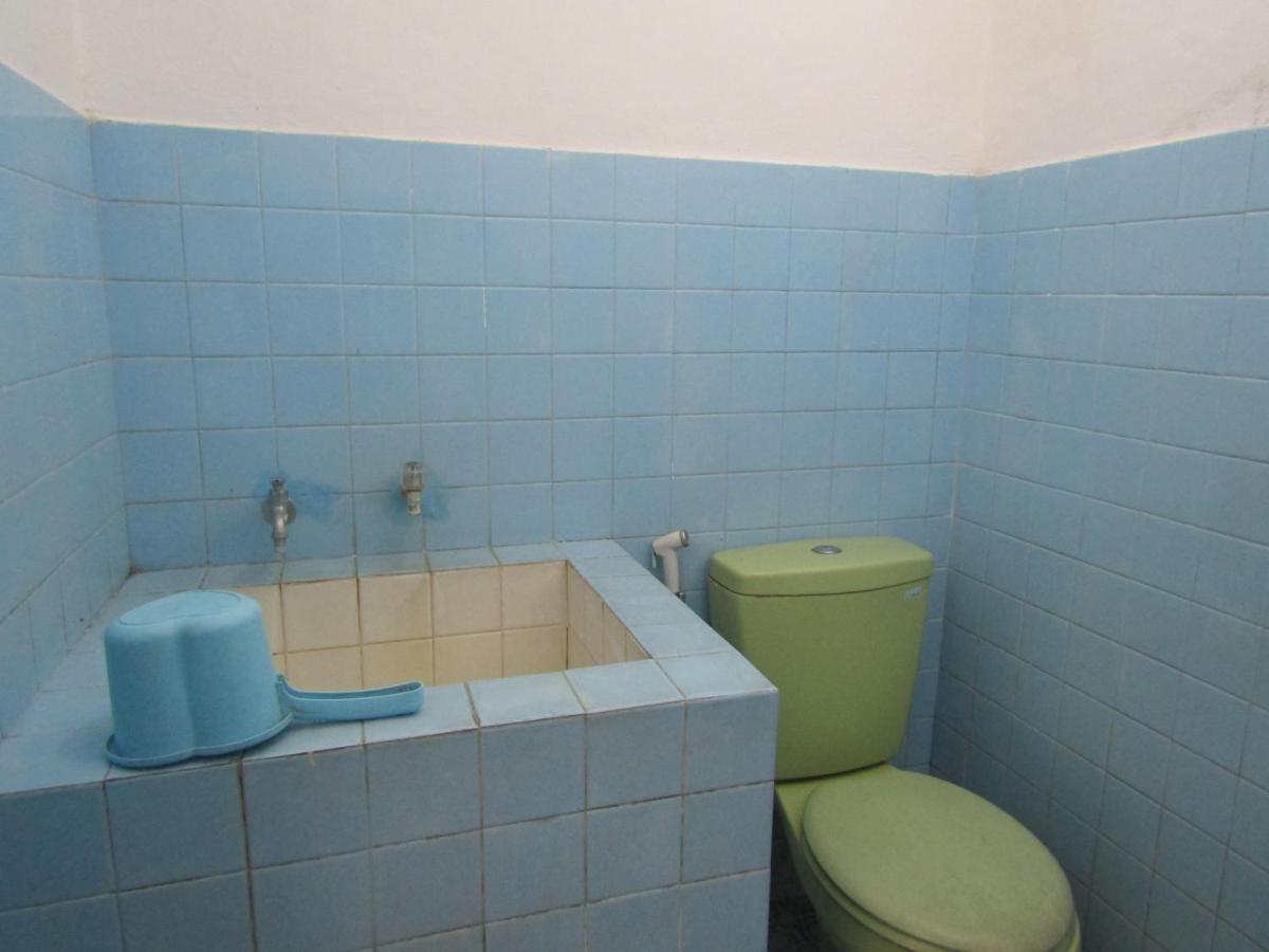 Hotel Pantes Саранган Екстериор снимка
