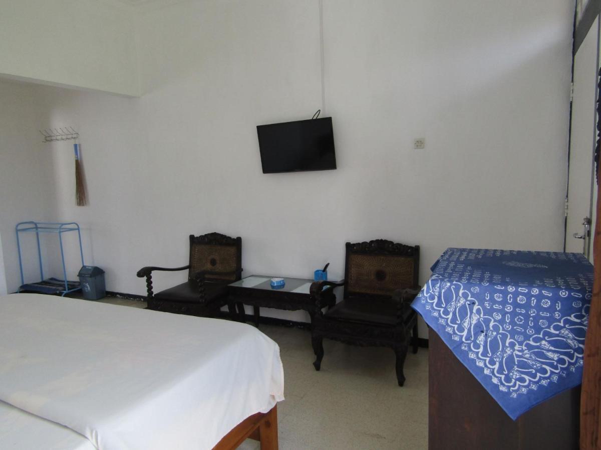 Hotel Pantes Саранган Екстериор снимка